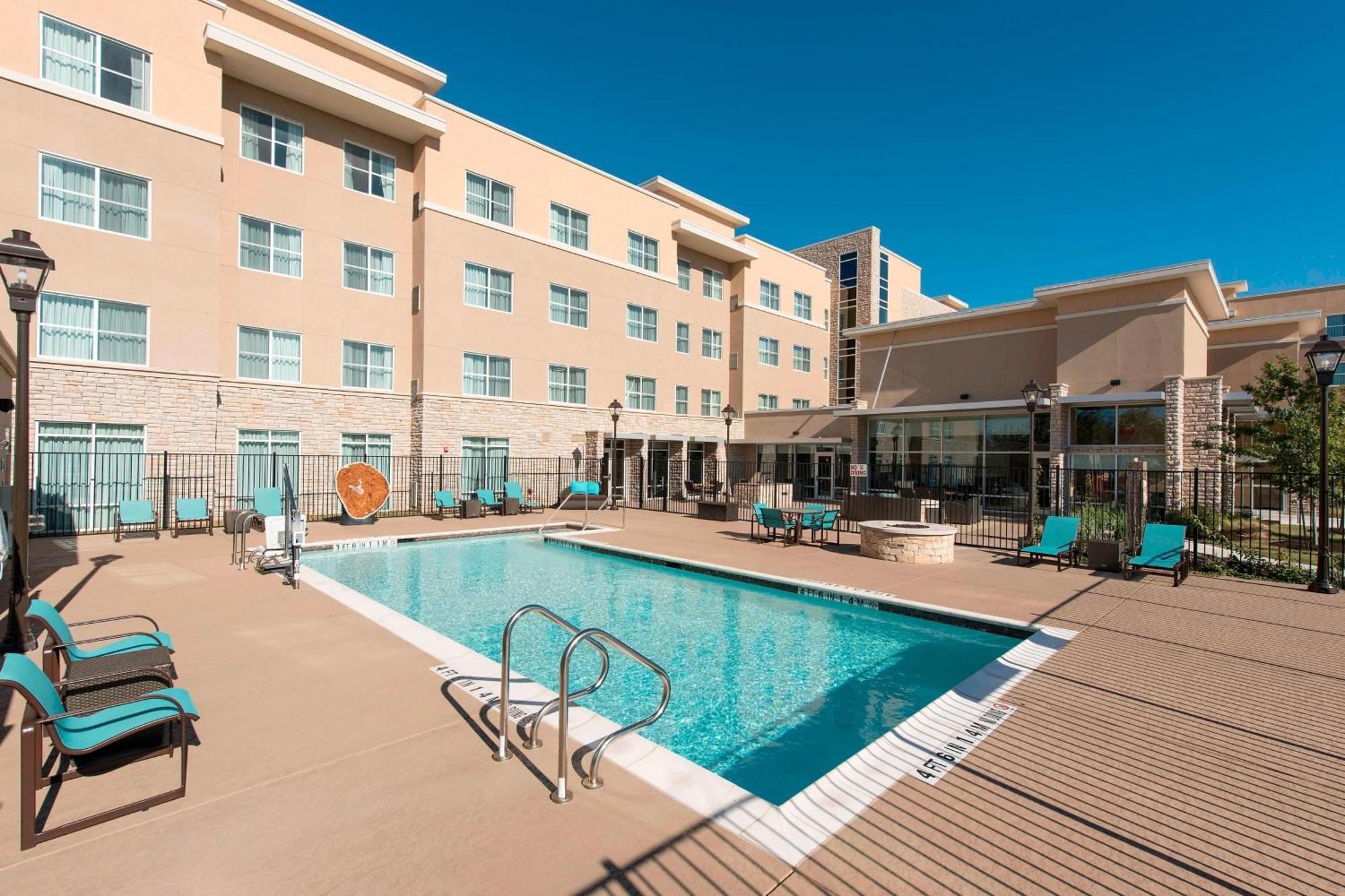 Residence Inn By Marriott Austin - University Area Exterior foto